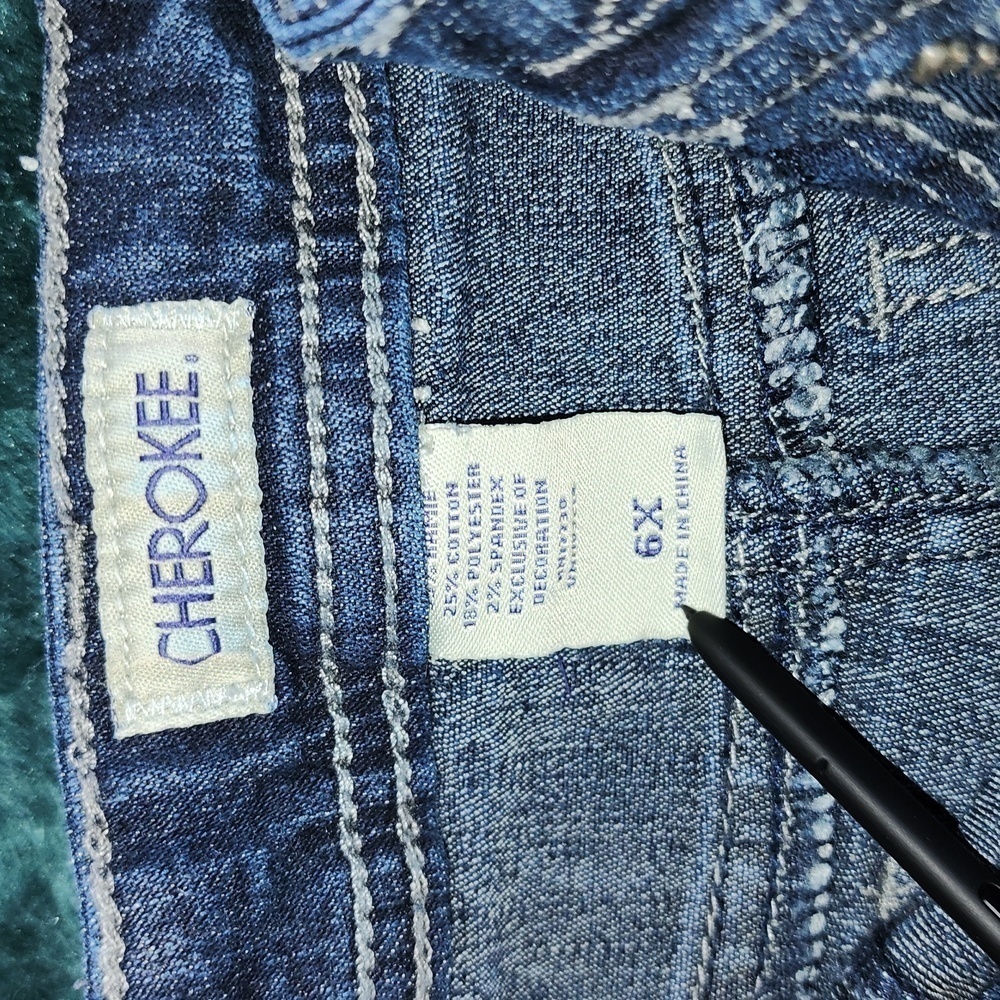 GIRLS Jeans - Picture 3 of 9